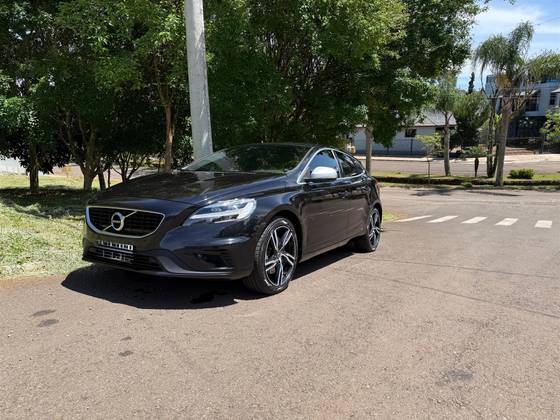 VOLVO V40 2.0 T5 R-DESIGN GASOLINA 4P AUTOMÁTICO